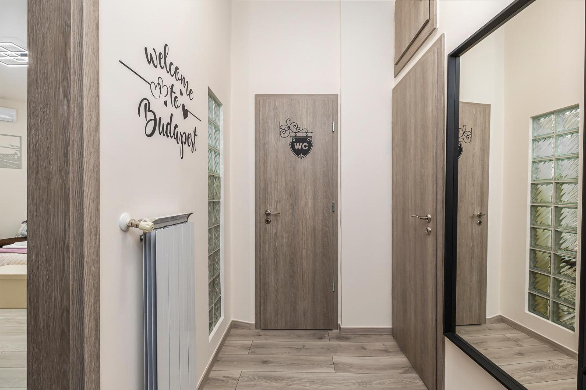 Galaxy Apartement Lift Parking Budapest Exterior photo